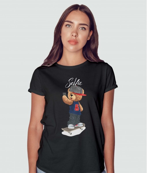 Дамска тениска с щампа Мечета Selfie skater bear